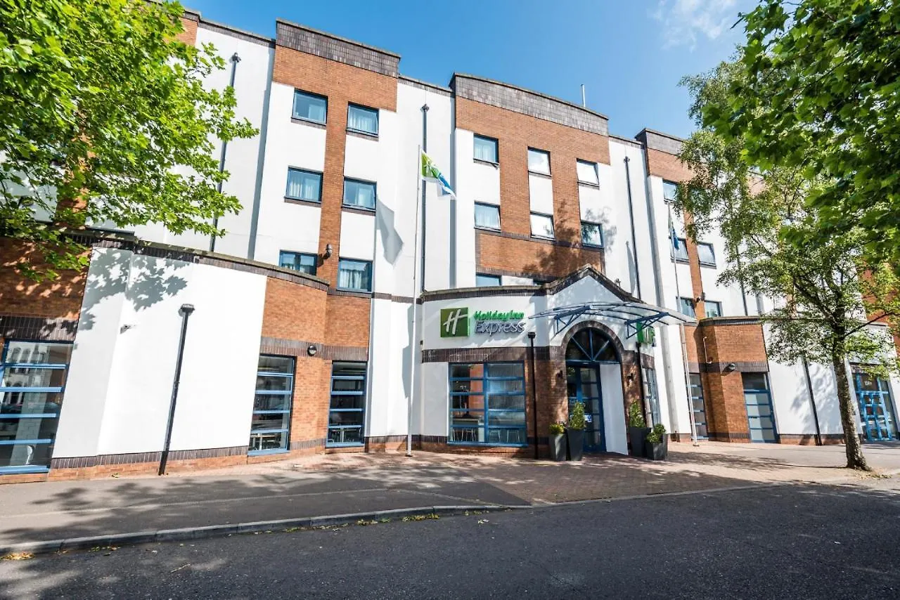 Holiday Inn Express Belfast City By Ihg 3*,  United Kingdom