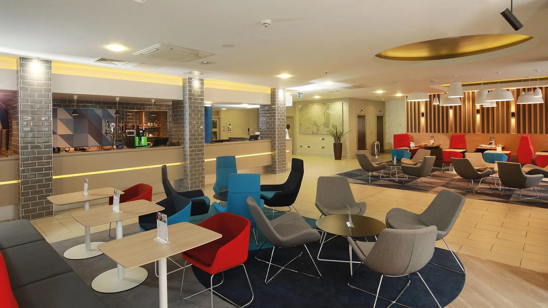 Holiday Inn Express Belfast City By Ihg Hotel