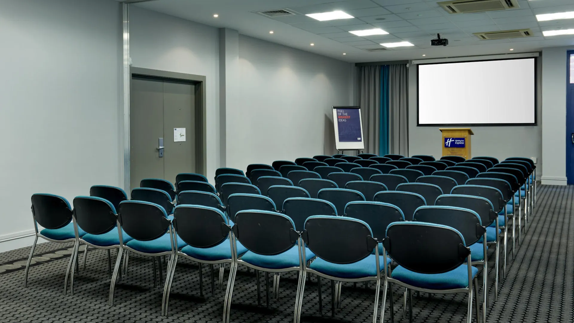 Hotel Holiday Inn Express Belfast City By Ihg