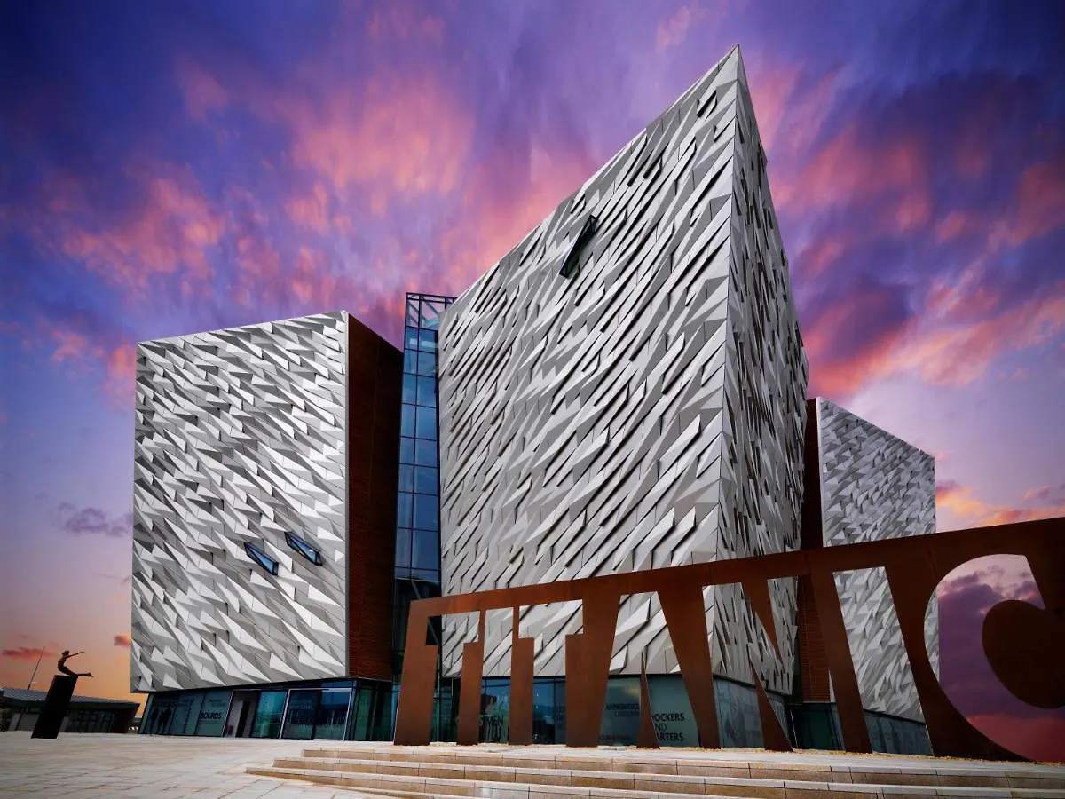 Holiday Inn Express Belfast City By Ihg Hotel