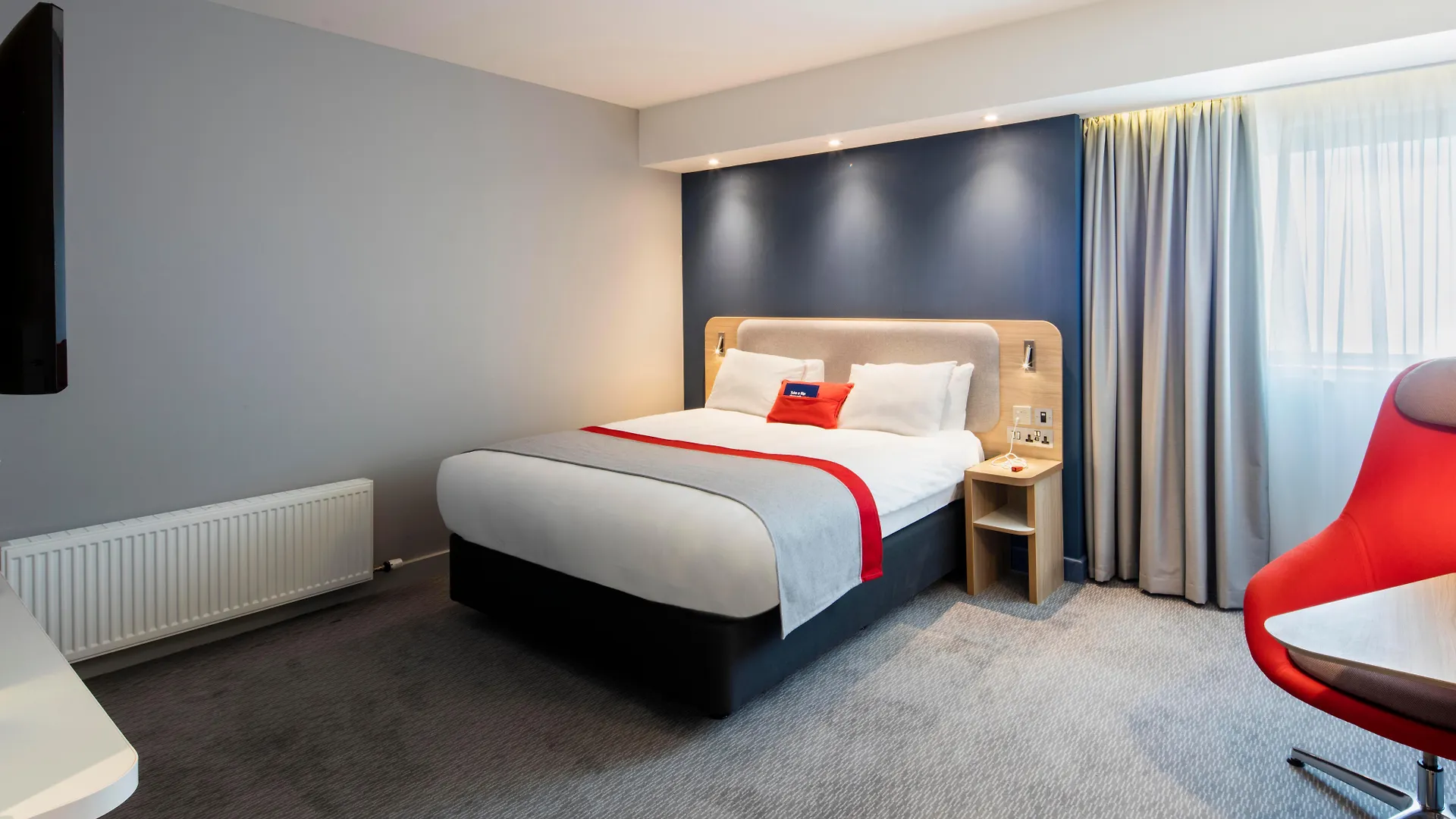 Holiday Inn Express Belfast City By Ihg 3*,  Wielka Brytania