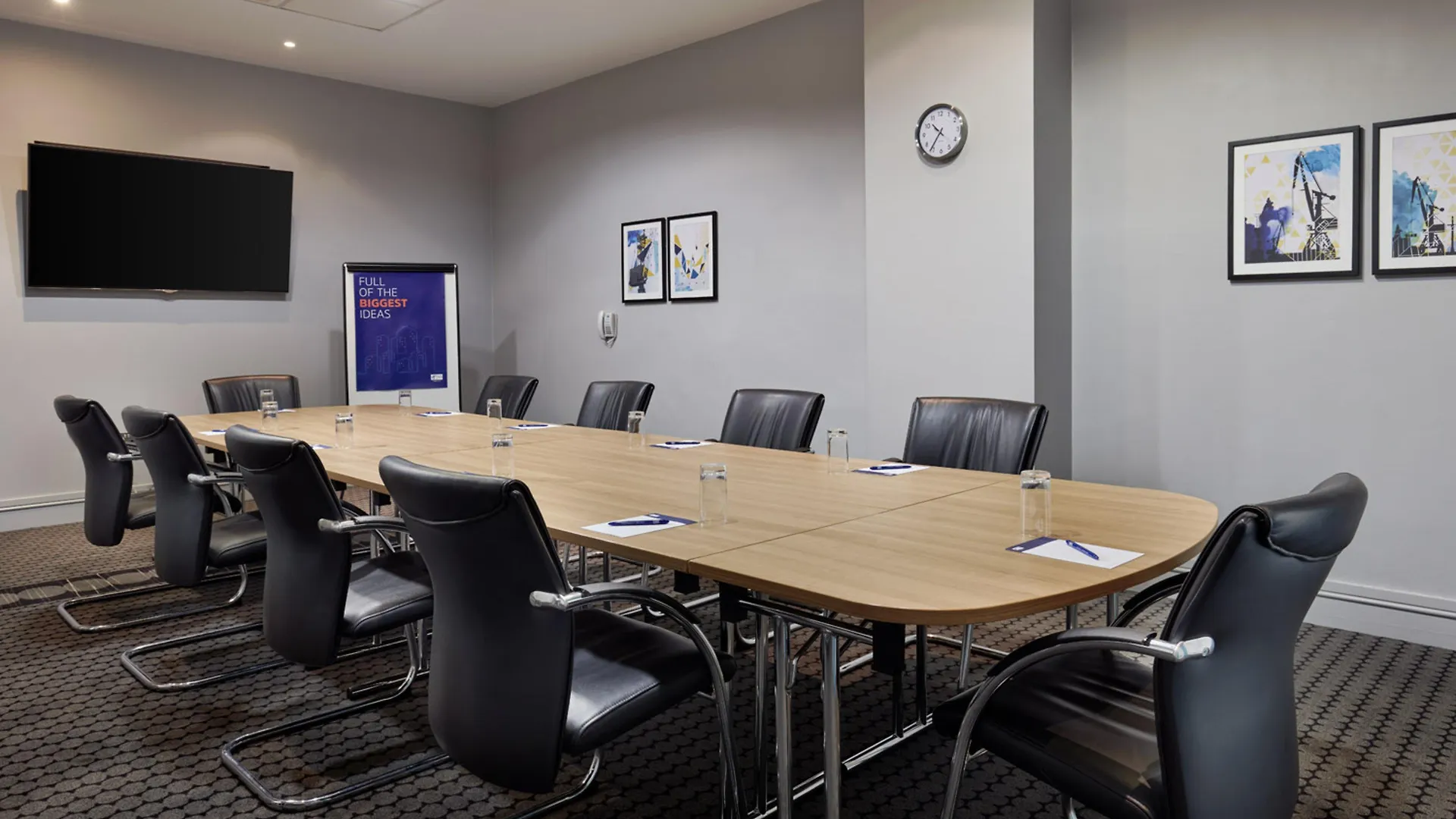 *** Hotel Holiday Inn Express Belfast City By Ihg Wielka Brytania