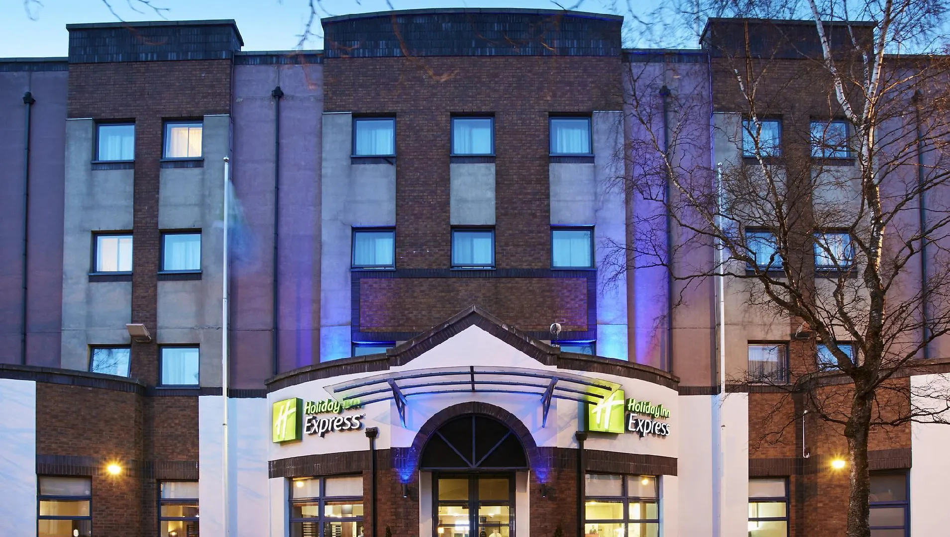 Holiday Inn Express Belfast City By Ihg